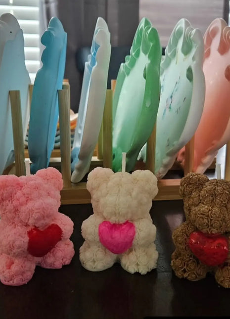 Velas GloBear con forma de corazón: un regalo precioso y considerado, ideal para baby shower y aromaterapia.