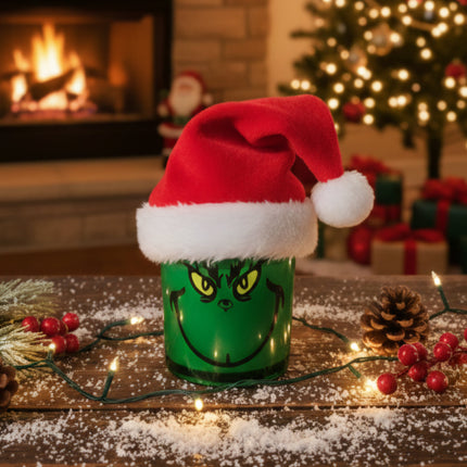 Grinch's Holiday Candle Luminate 365 Candles