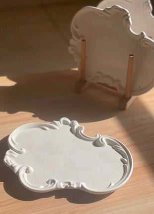 Luminate 365 Candle Dish – A Bold, Beautiful Base for Your Candles and Jewelry Luminate 365 Candles