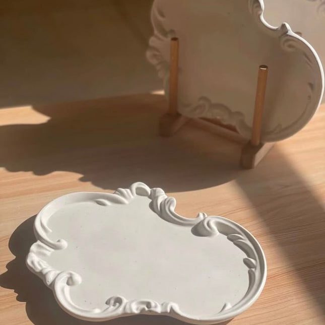 Luminate 365 Candle Dish – A Bold, Beautiful Base for Your Candles and Jewelry Luminate 365 Candles