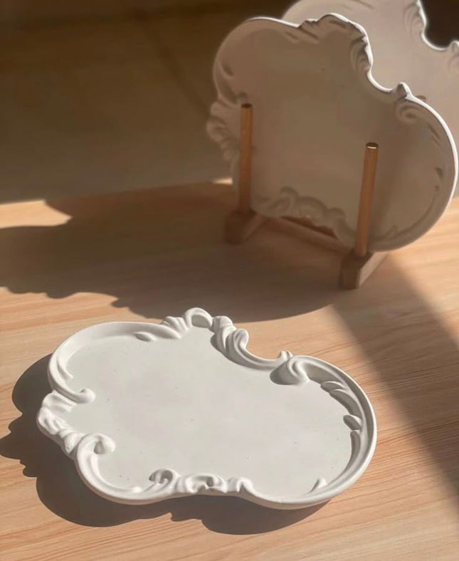 Luminate 365 Candle Dish – A Bold, Beautiful Base for Your Candles and Jewelry Luminate 365 Candles