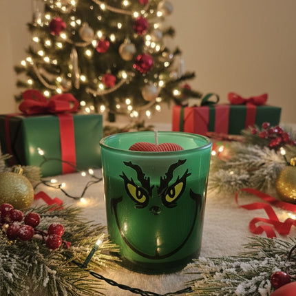 Grinch's Holiday Candle Luminate 365 Candles