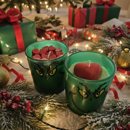 Grinch's Holiday Candle Luminate 365 Candles